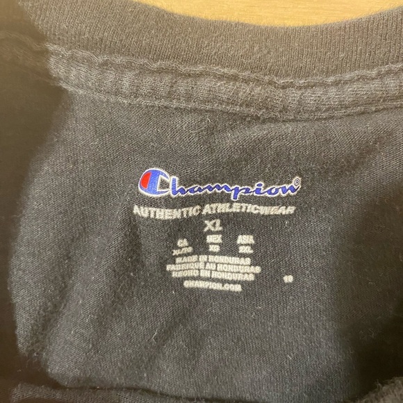 Champion Tee XL (JO) - Picture 6 of 10
